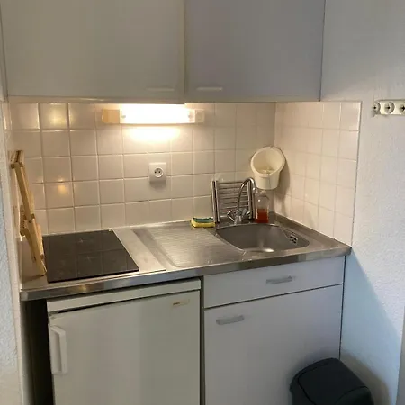 Apartment Piscine Et N45 *